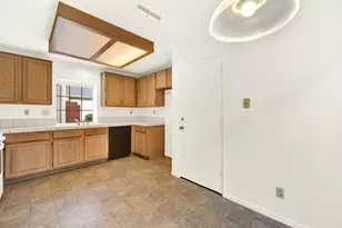 8609 Valley Rim Way, Antelope, CA 95843 - Photo 27