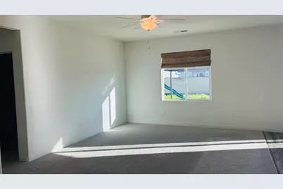 1446 Bob Hayes Drive, Olivehurst, CA 95961 - Photo 5