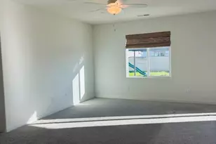 1446 Bob Hayes Dr, Olivehurst, CA 95961 - Photo 5