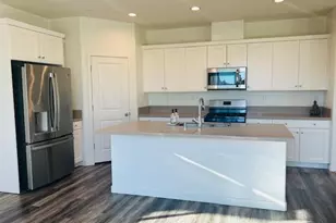 1446 Bob Hayes Dr, Olivehurst, CA 95961 - Photo 3