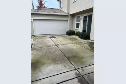 10373 Danichris Way, Elk Grove, CA 95757 - Photo 7