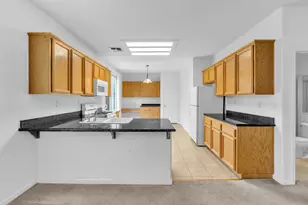 9633 Spring Breeze Ct, Elk Grove, CA 95757 - Photo 11