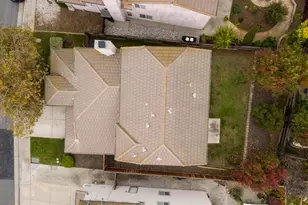 9633 Spring Breeze Ct, Elk Grove, CA 95757 - Photo 33