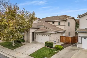 9633 Spring Breeze Ct, Elk Grove, CA 95757 - Photo 3