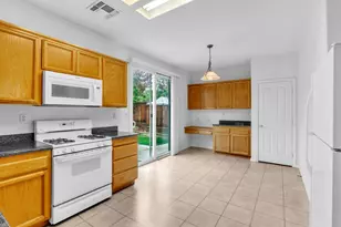 9633 Spring Breeze Ct, Elk Grove, CA 95757 - Photo 27