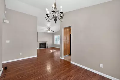 6765 Koster Way, Elk Grove, CA 95758 - Photo 9