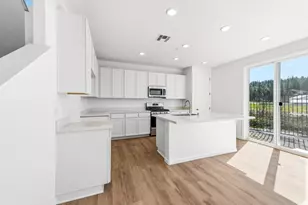 235 Shamrock Dr, Grass Valley, CA 95945 - Photo 11