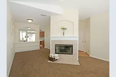 8210 Deer Spring Circle, Antelope, CA 95843 - Photo 5