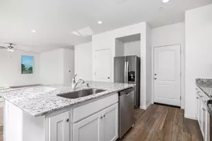 3200 Aerosmith Way, Stockton, CA 95212 - Photo 3