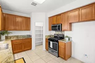 1458 Grey Bunny Dr, Roseville, CA 95747 - Photo 9