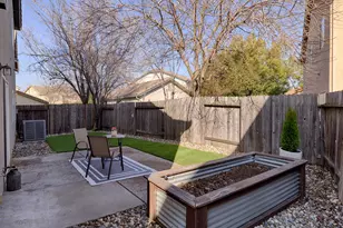 1458 Grey Bunny Dr, Roseville, CA 95747 - Photo 35