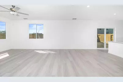 5030 E Horner Avenue, Stockton, CA 95215 - Photo 7