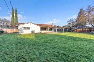 7280 Dinsmore Way, Sacramento, CA 95828 - Photo 13