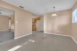 7280 Dinsmore Way, Sacramento, CA 95828 - Photo 9