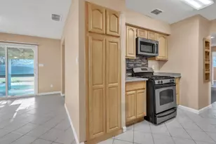 7280 Dinsmore Way, Sacramento, CA 95828 - Photo 11