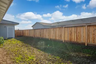 1161 Camomile Dr, Plumas Lake, CA 95961 - Photo 35