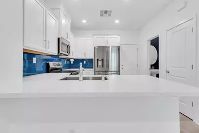 5301 E Commerce Way #39102, Sacramento, CA 95835 - Photo 9