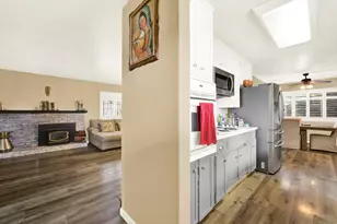 1418 Auburn Way, Woodland, CA 95695 - Photo 5