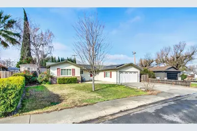 1418 Auburn Way, Woodland, CA 95695 - Photo 3