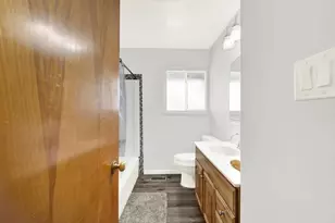 1418 Auburn Way, Woodland, CA 95695 - Photo 17