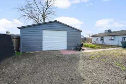 4493 Ardmore Avenue, Olivehurst, CA 95961 - Photo 27