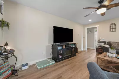 4493 Ardmore Avenue, Olivehurst, CA 95961 - Photo 7