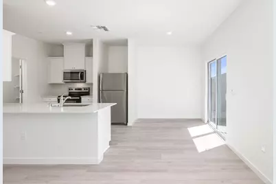 708 S Del Mar Avenue, Stockton, CA 95215 - Photo 5