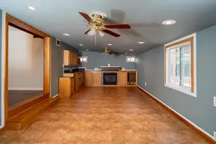 6 W Fargo St, Stockton, CA 95204 - Photo 9