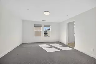 4706 Ocean Ln, Elk Grove, CA 95757 - Photo 37