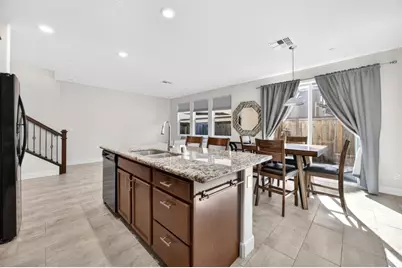 4706 Ocean Lane, Elk Grove, CA 95757 - Photo 9