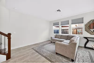 4706 Ocean Lane, Elk Grove, CA 95757 - Photo 11