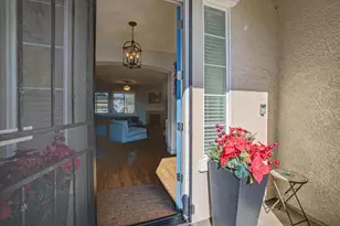 1425 Table Mountain Dr, Plumas Lake, CA 95961 - Photo 5