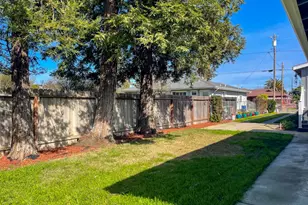 414 F St, Isleton, CA 95641 - Photo 15