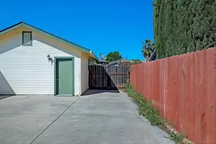 614 E Brookview Ct, Ione, CA 95640 - Photo 21