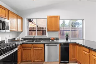 7016 Royal Links, Riverbank, CA 95367 - Photo 19