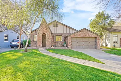 2622 14th Street, Sacramento, CA 95818 - Photo 1