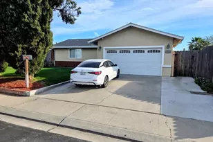 1404 Solar Ave, Modesto, CA 95351 - Photo 1