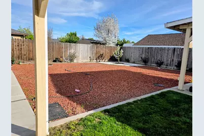 1404 Solar Avenue, Modesto, CA 95351 - Photo 23