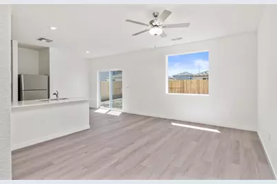 808 S Del Mar Avenue, Stockton, CA 95215 - Photo 3