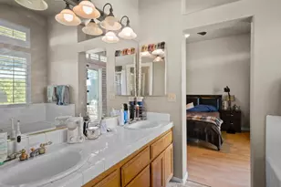 10990 Pleasant Valley Ct, Stockton, CA 95209 - Photo 29