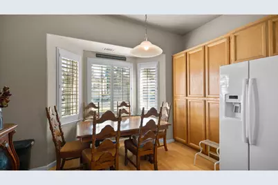 10990 Pleasant Valley Court, Stockton, CA 95209 - Photo 15