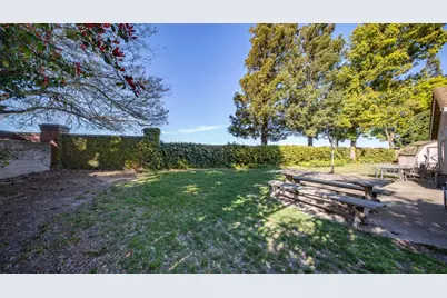 10990 Pleasant Valley Court, Stockton, CA 95209 - Photo 39