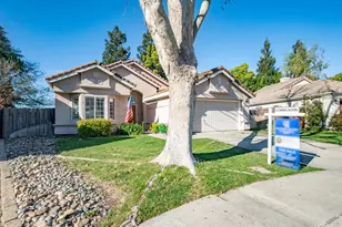 10990 Pleasant Valley Ct, Stockton, CA 95209 - Photo 3