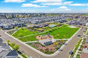 2717 N Cove Dr, Sacramento, CA 95833 - Photo 39