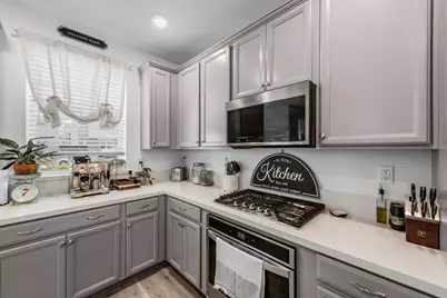 2717 N Cove Drive, Sacramento, CA 95833 - Photo 9