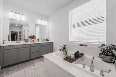 2717 N Cove Drive, Sacramento, CA 95833 - Photo 17