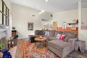 6 Coastal Ct, Sacramento, CA 95831 - Photo 13