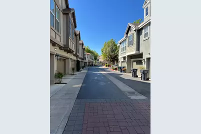 72 S Rio Rapido, Tracy, CA 95391 - Photo 3