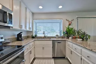 100 Crestridge Ln, Folsom, CA 95630 - Photo 17