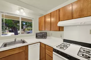 11 Lincoln Ave, Woodland, CA 95695 - Photo 13